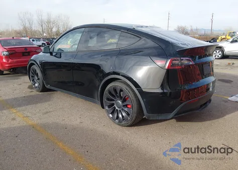 2021 Tesla Model Y Performance Dual Motor All-Wheel Drive from USA, damaged, VIN 5YJYGDEFXMF230476